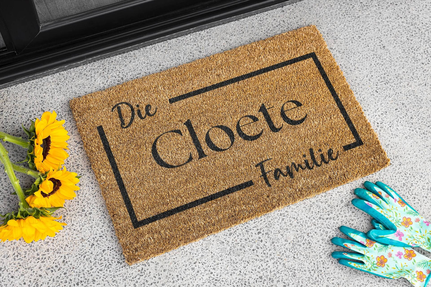 Afrikaans Familie Naam Deurmat – “Die [Van] Familie”